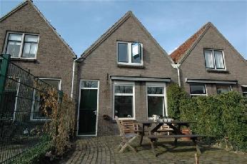 photo1