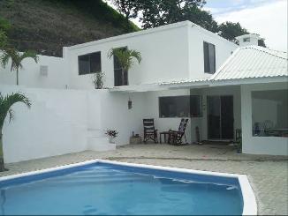 photo1